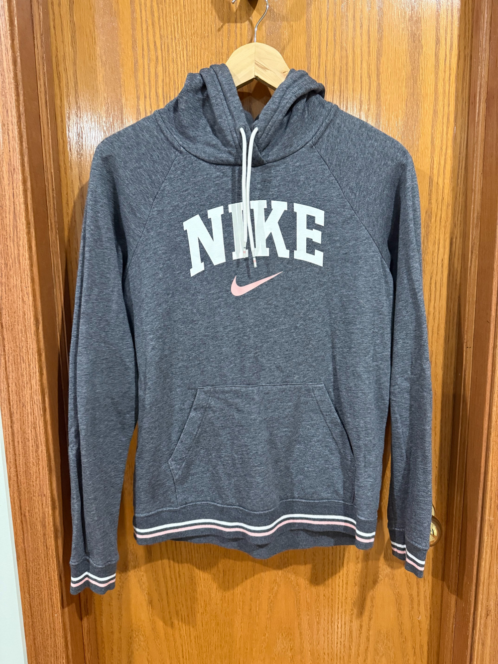 Nike Hoodie Sweatshirt Gray Pink Logo Pullover Size Not Visible / small